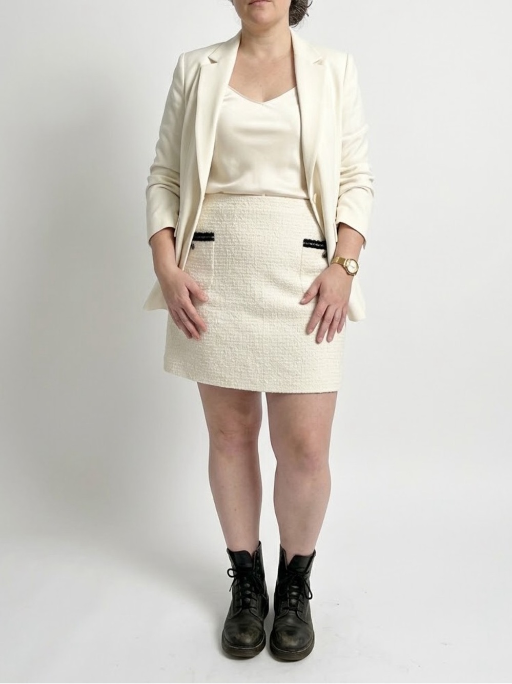 LK Bennett Cream tweed Mini Skirt with Black Trim size 16